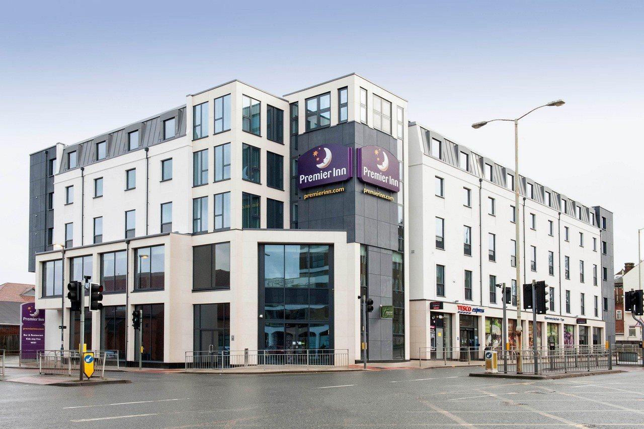 Premier Inn Canterbury City Centre ภายนอก รูปภาพ